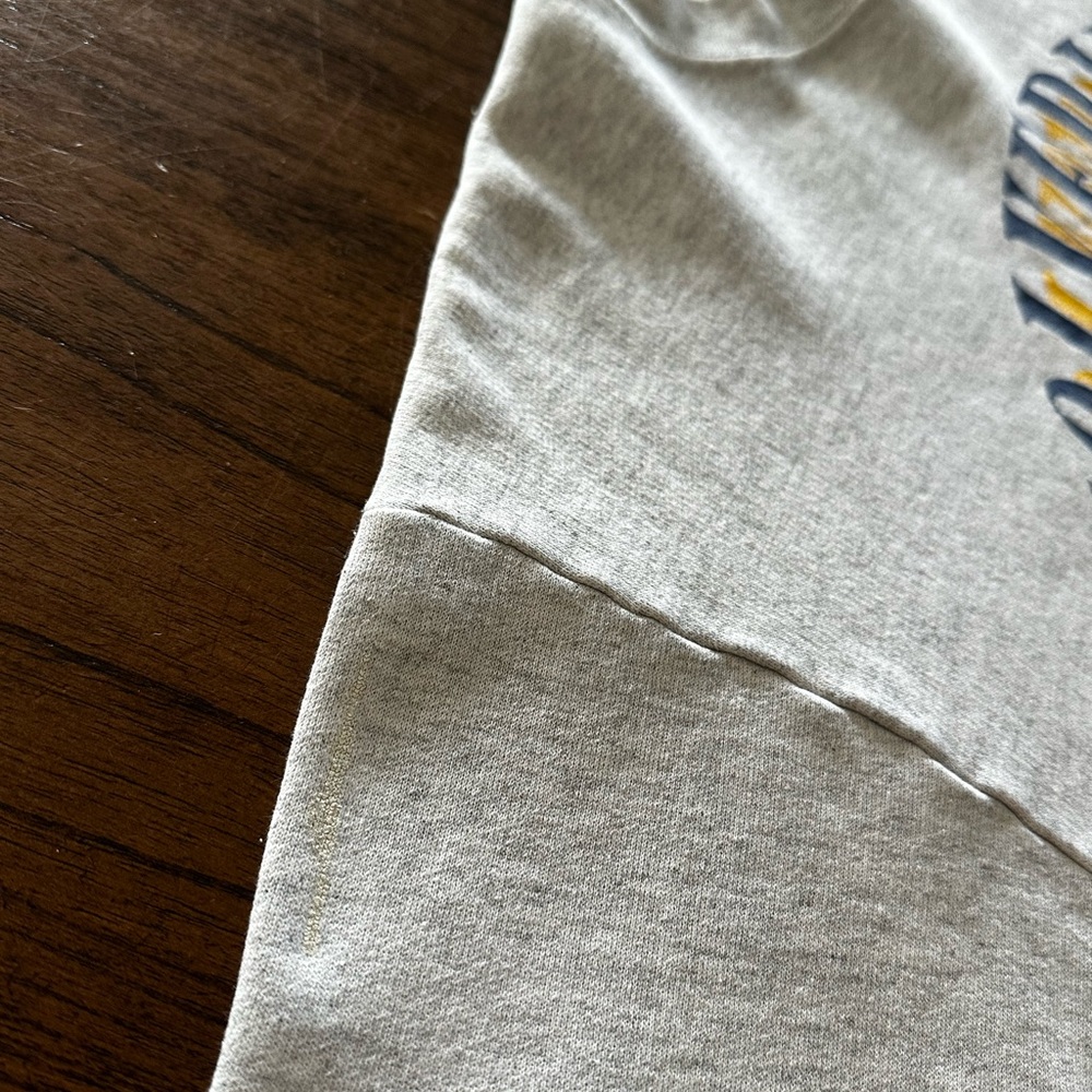 Michigan Wolverines Sweatshirt Mens M L Gray Majestic Vintage - Picture 7 of 8